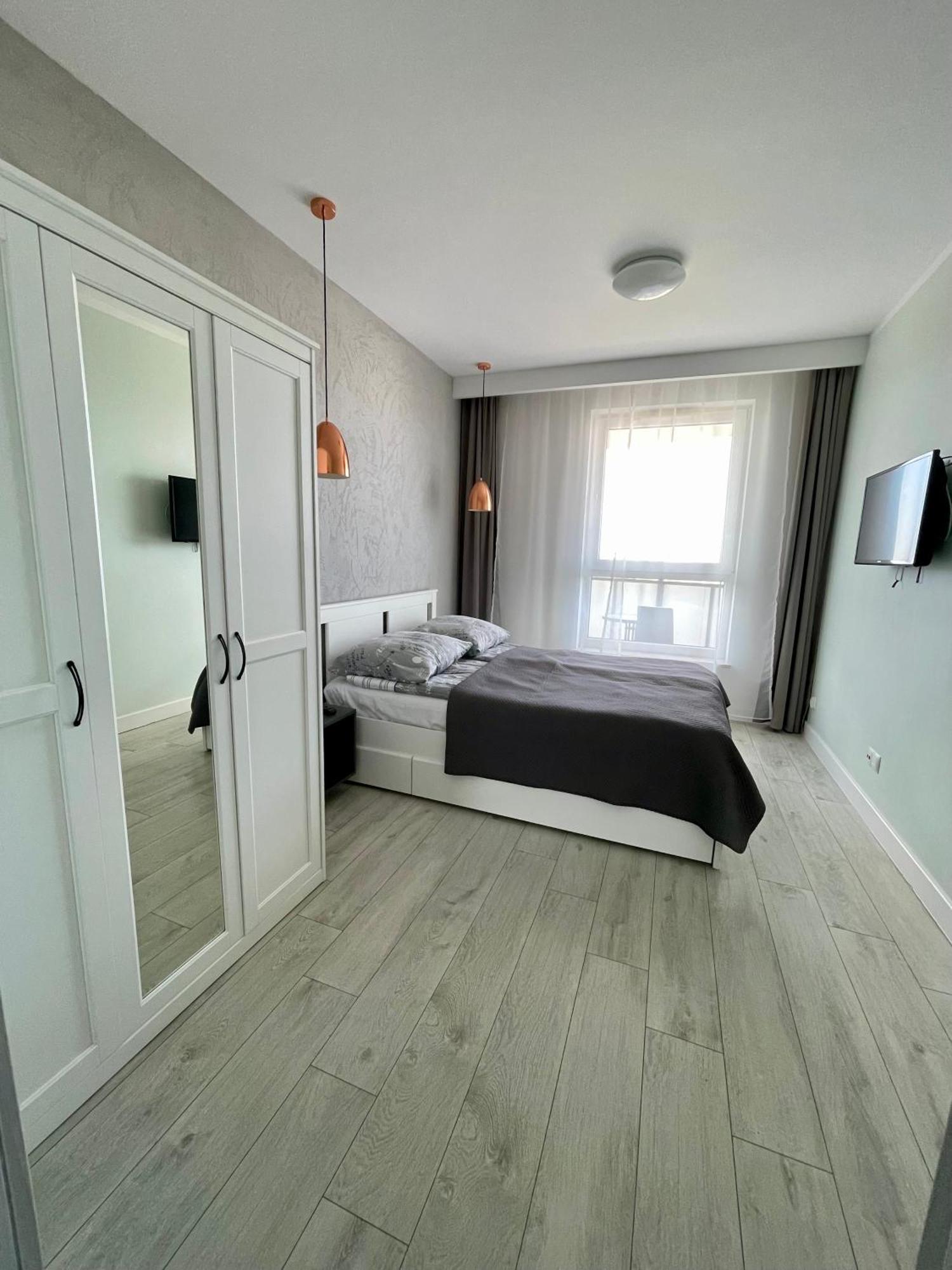 Bastion Walowa - Luxury Apartment With Beautiful View Гданск Екстериор снимка