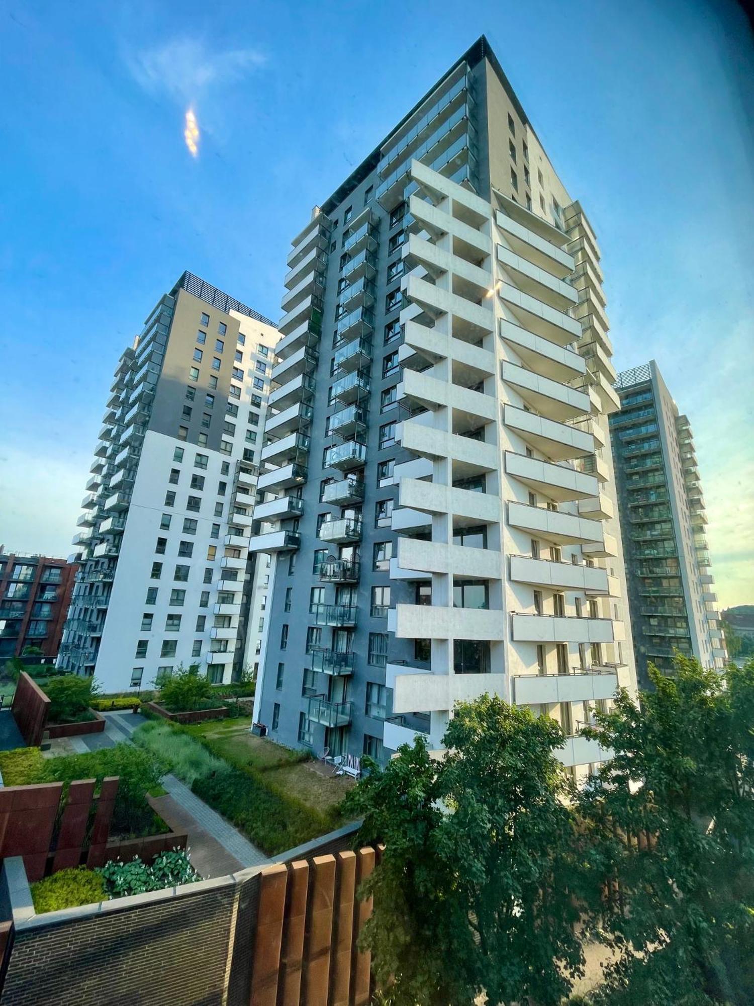Bastion Walowa - Luxury Apartment With Beautiful View Гданск Екстериор снимка